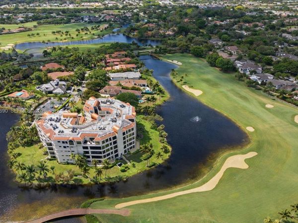 7383 Orangewood Ln, Unit 301, Boca Raton, FL 33433