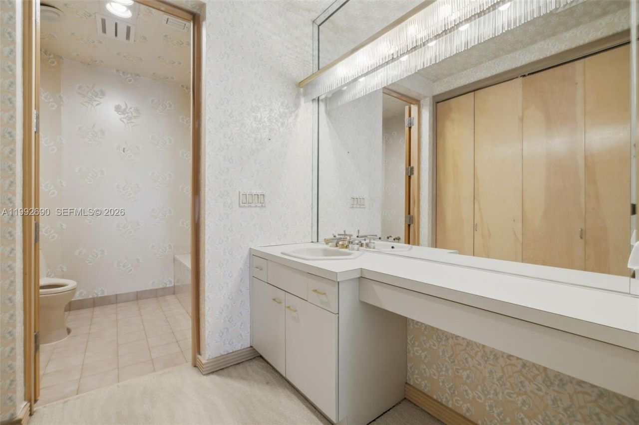 7383 Orangewood Ln, Unit 301, Boca Raton, FL 33433 Photo