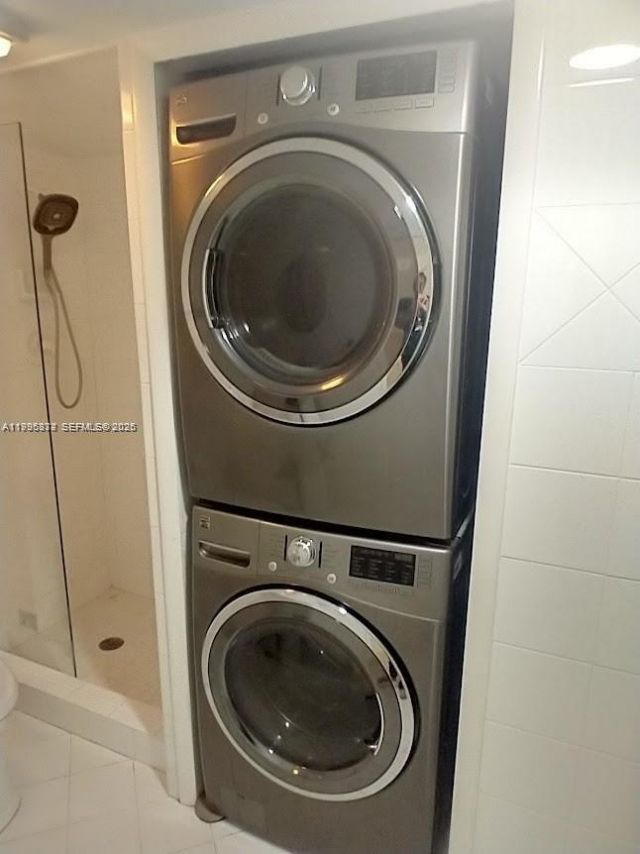 6039 Collins Ave , Unit 407, Miami Beach, FL 33140 Photo