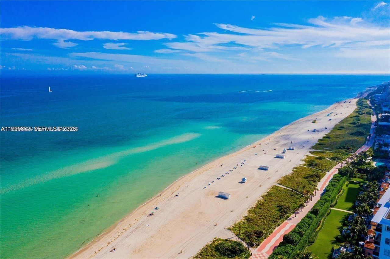 6039 Collins Ave , Unit 407, Miami Beach, FL 33140 Photo