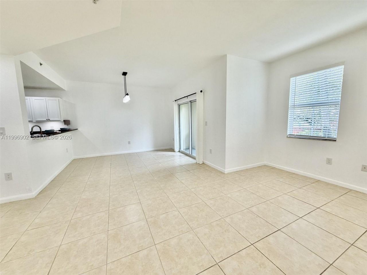 11503 NW 89 St , Unit 218, Doral, FL 33178 Photo