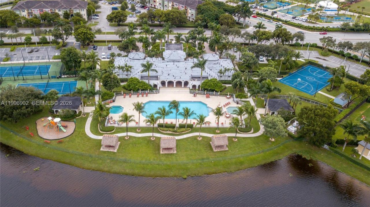 11503 NW 89 St , Unit 218, Doral, FL 33178 Photo
