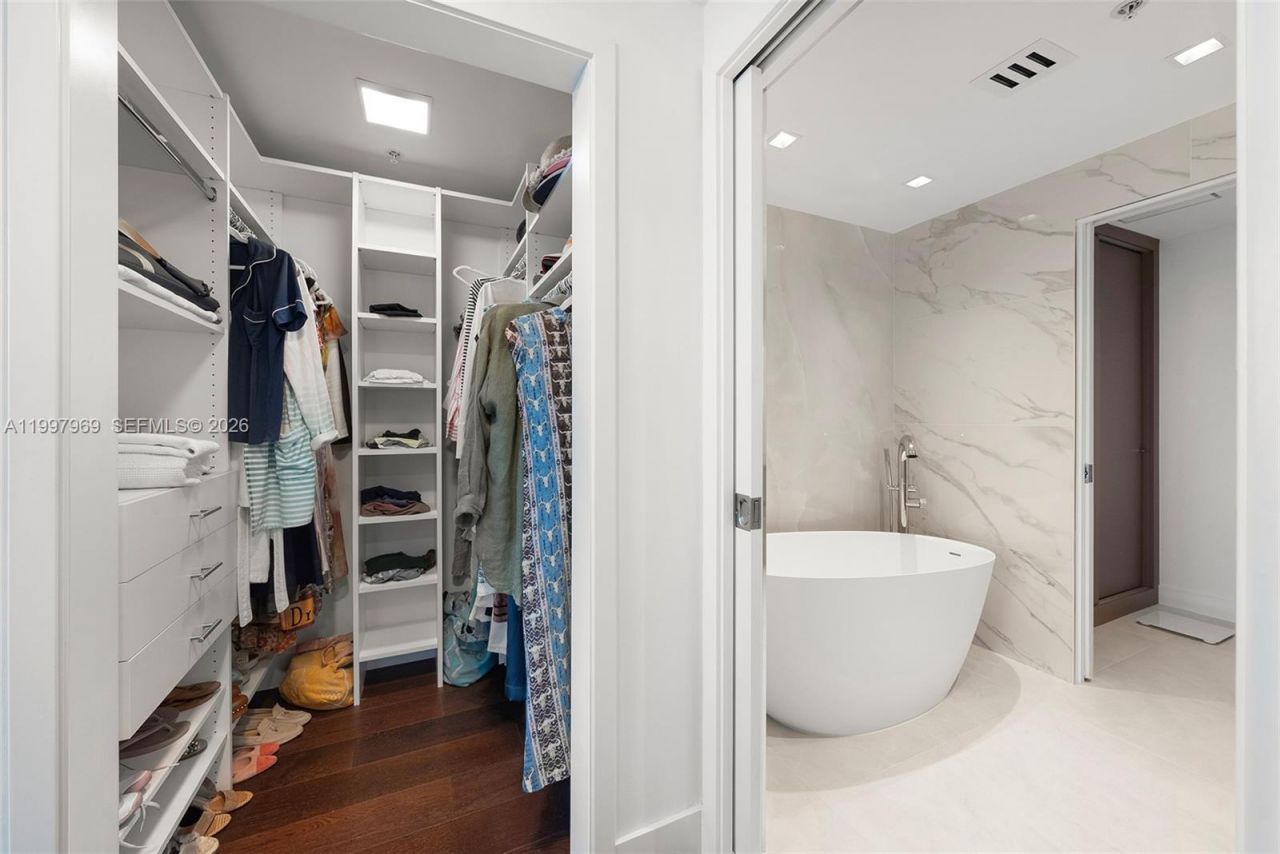 6899 Collins Ave , Unit 1908, Miami Beach, FL 33141 Photo