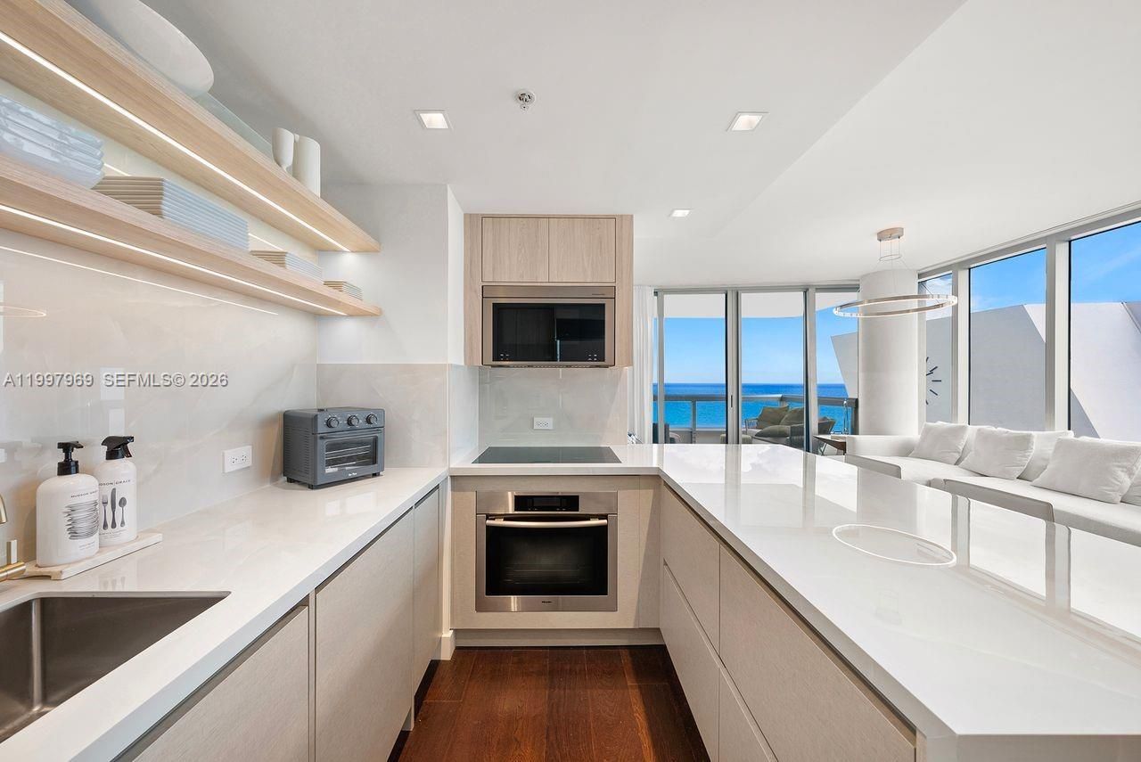 6899 Collins Ave , Unit 1908, Miami Beach, FL 33141 Photo