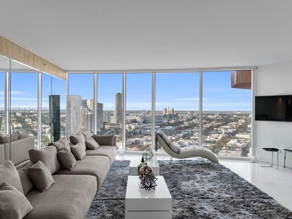 300 S Pointe Dr, Unit 3105, Miami Beach, FL 33139