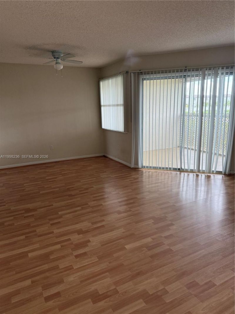 2260 SE 27th Dr, Unit 204-E, Homestead, FL 33035 Photo