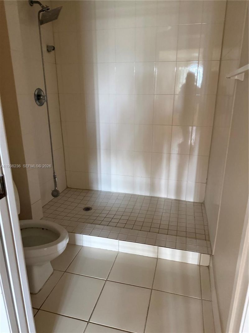 2260 SE 27th Dr, Unit 204-E, Homestead, FL 33035 Photo