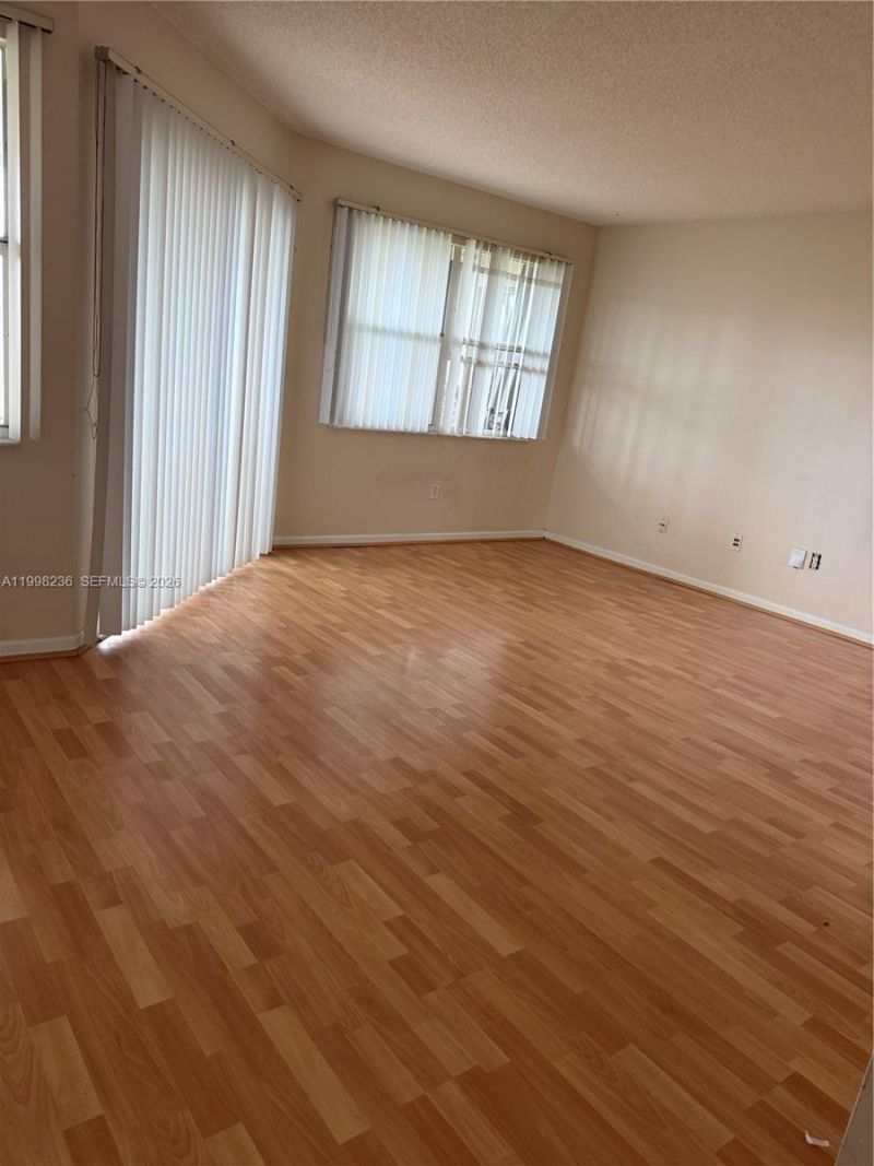 2260 SE 27th Dr, Unit 204-E, Homestead, FL 33035 Photo