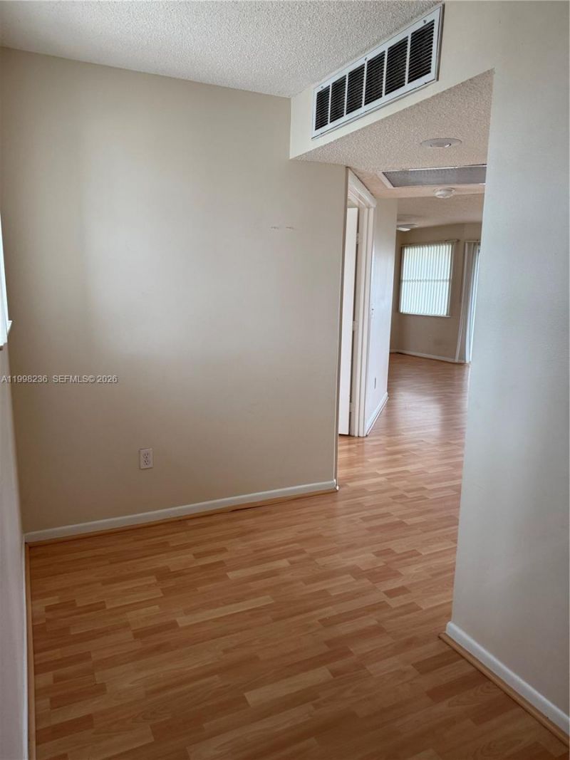 2260 SE 27th Dr, Unit 204-E, Homestead, FL 33035 Photo