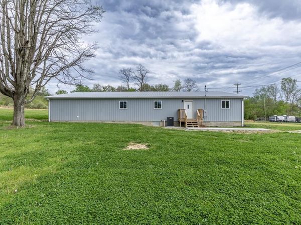 2231 Honeysuckle Lane, Wellston, OH 45692