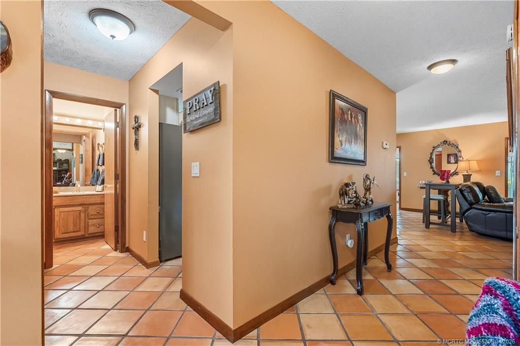 4332 Gator Trace Circle, Fort Pierce, FL 34982 Photo