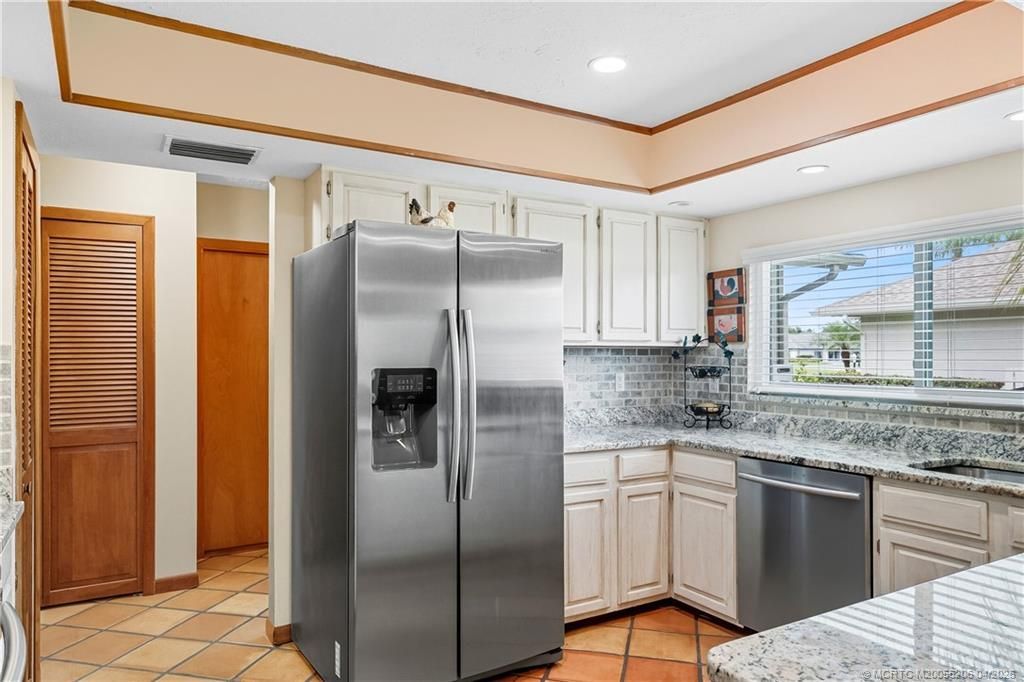 4332 Gator Trace Circle, Fort Pierce, FL 34982 Photo