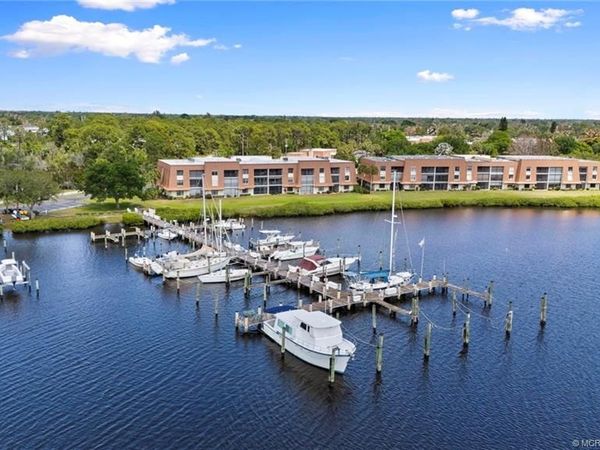 3100 SE Pruitt Road, Unit A305, Port St Lucie, FL 34952