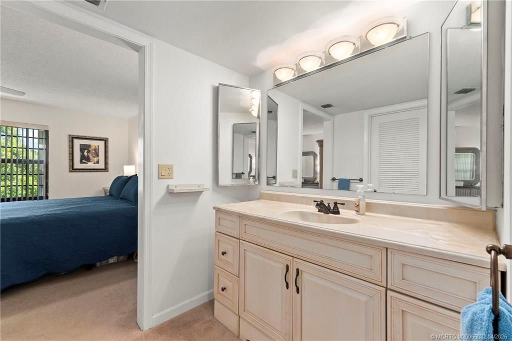 3100 SE Pruitt Road, Unit A305, Port Saint Lucie, FL 34952 Photo