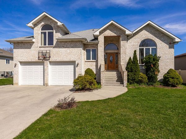 10225 S 81st Court , Palos Hills, IL 60465