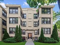 5935 N Magnolia Avenue, Chicago, IL 60660 primary photo