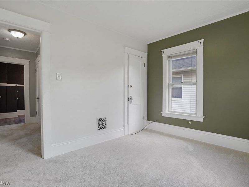 8805 Jeffries Avenue, Cleveland, OH 44105 Photo 19