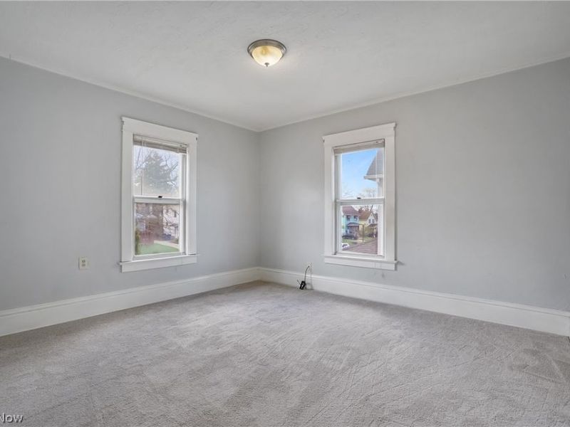 8805 Jeffries Avenue, Cleveland, OH 44105 Photo 22