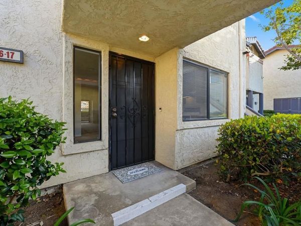 926 Lupine Hills, Unit 17, Vista, CA 92081