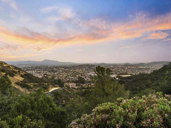 2219 View Crest Glen, Escondido, CA 92026