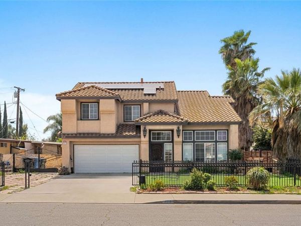 1010 W Wilson Street, Pomona, CA 91768