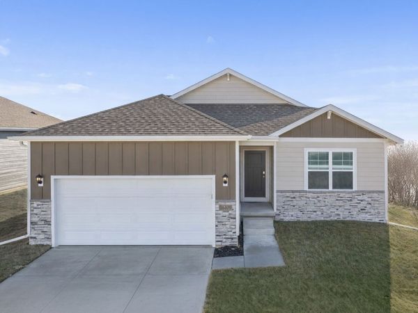 3473 Craven Drive , Coralville, IA 52241