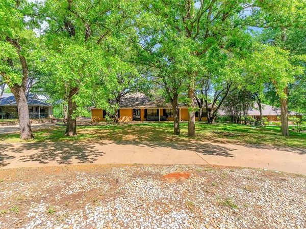 6212 Westover Drive, Granbury, TX 76049