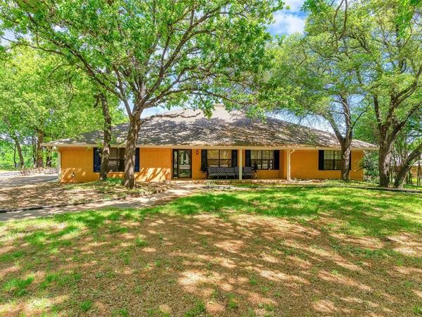 6212 Westover Drive, Granbury, TX 76049