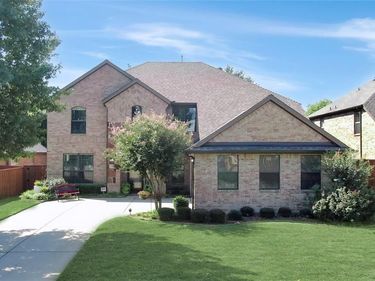 909 Gladewater Drive, Frisco, TX 75033