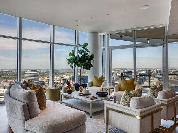 1918 Olive Street, Unit 3601, Dallas, TX 75201