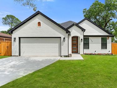 1540 Gardenside Drive, Dallas, TX 75217