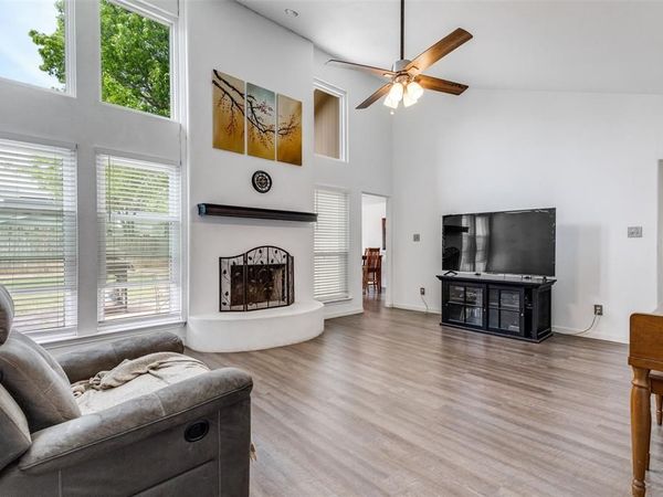 7501 Cedarhill Road, Watauga, TX 76148