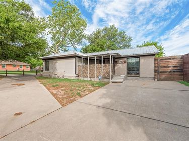 10605 Ferguson Road, Dallas, TX 75228