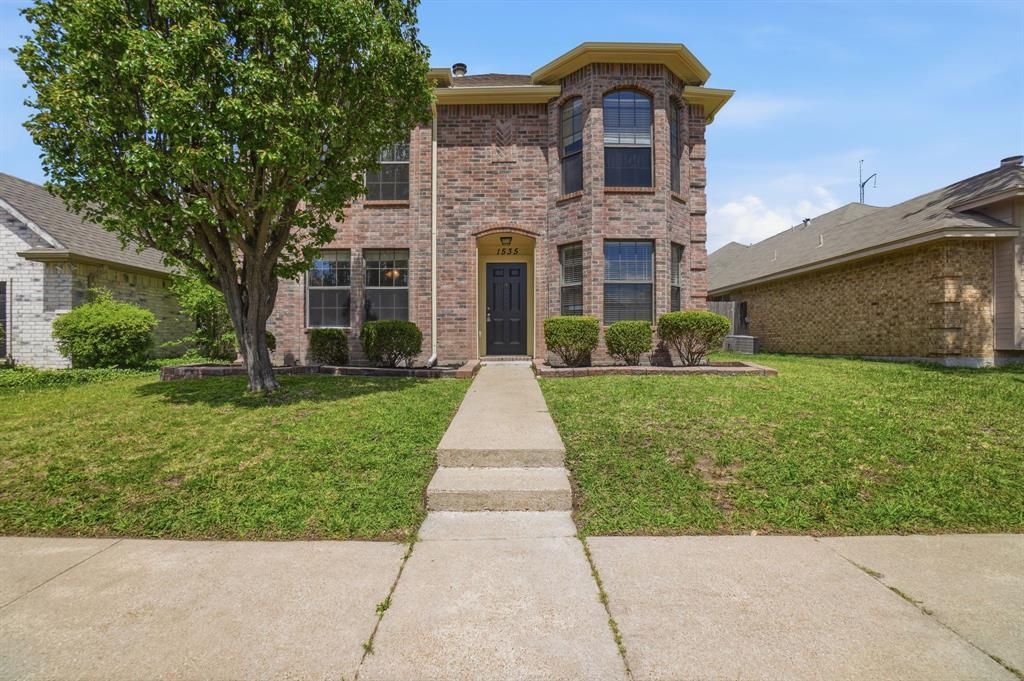 1535 Forest Creek Circle, Mesquite, TX 75149 Main Photo