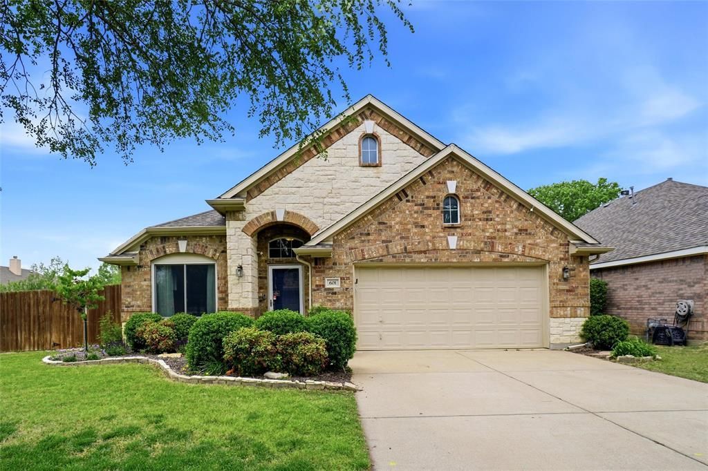 601 Darlington Trail, Fort Worth, TX 76131 Main Photo