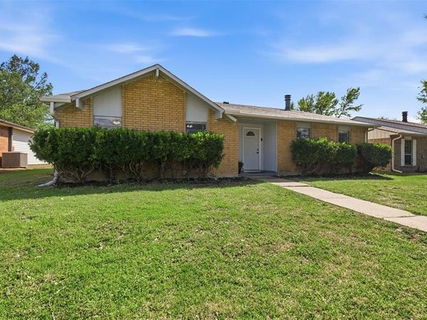 4805 Wheeler Drive, The Colony, TX 75056
