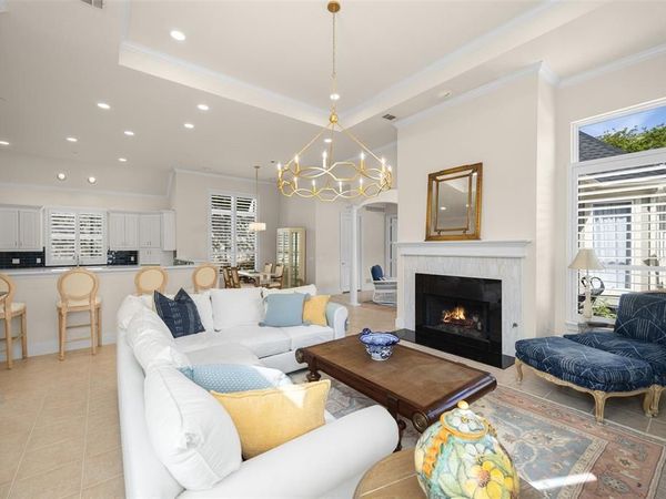 14725 Celestial Place, Addison, TX 75254