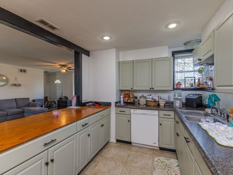 85 Swailes Road, Troy, OH 45373 Photo 9