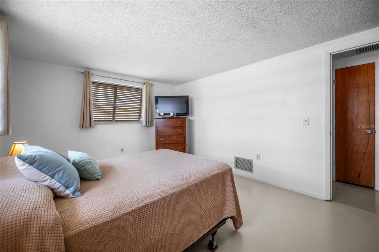 901 Ponderosa Road, Venice, FL 34293 Photo