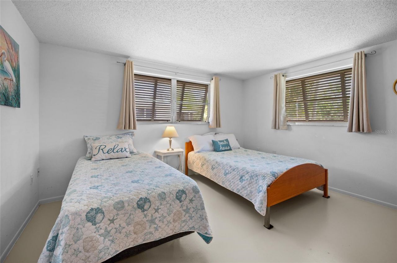 901 Ponderosa Road, Venice, FL 34293 Photo