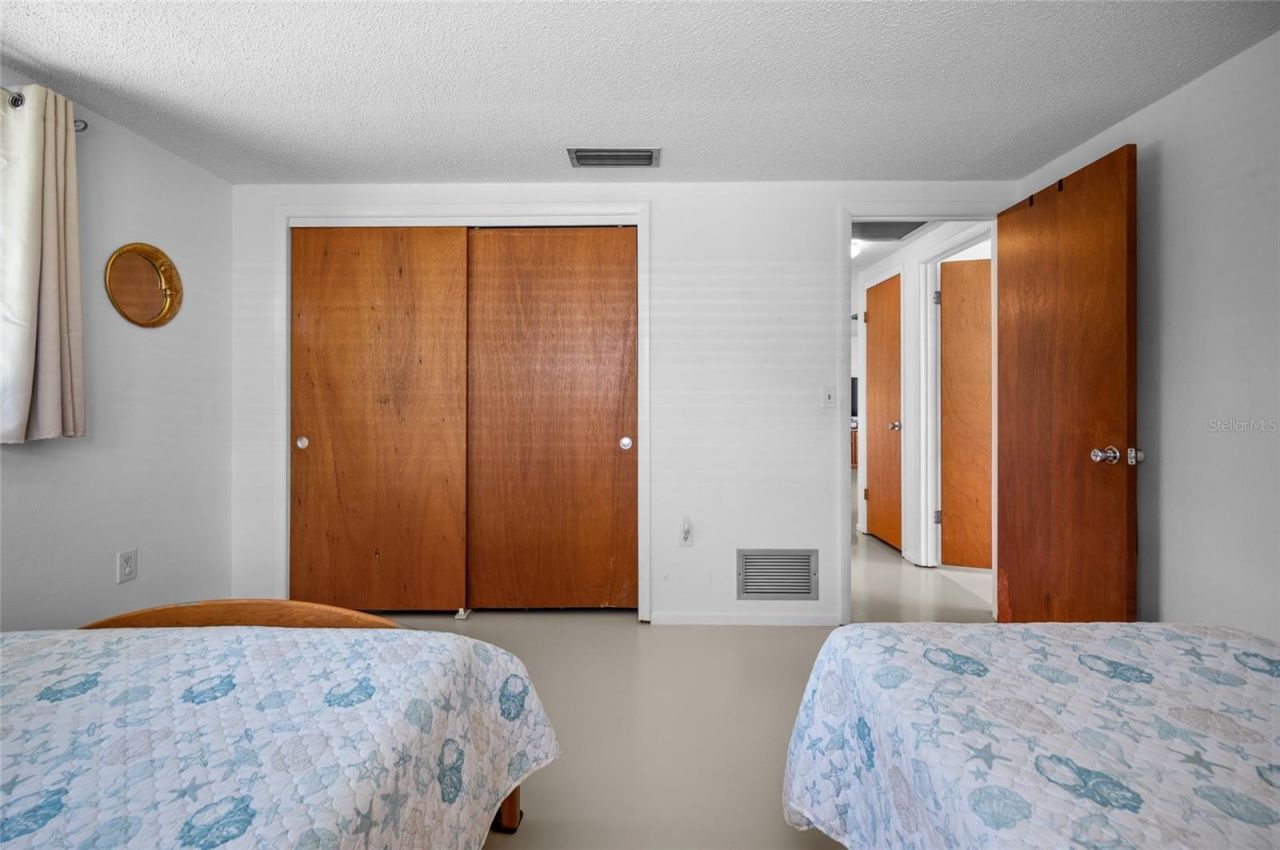 901 Ponderosa Road, Venice, FL 34293 Photo