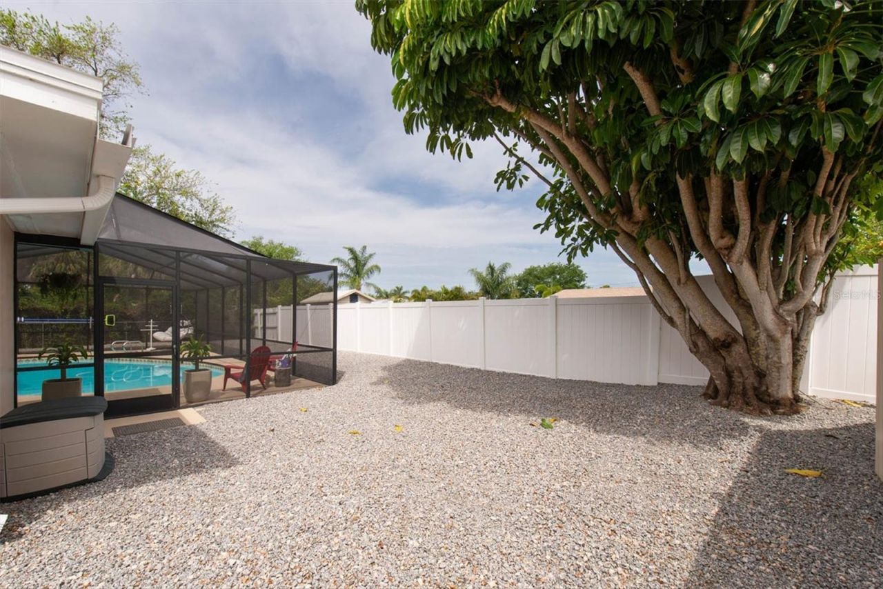 14321 113th Avenue , Largo, FL 33774 Photo