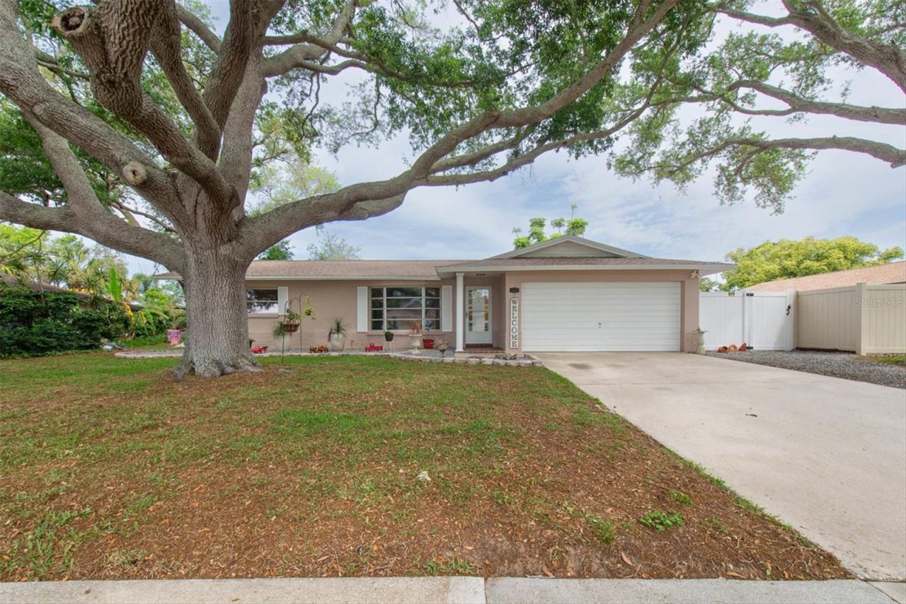 14321 113th Avenue , Largo, FL 33774 Photo