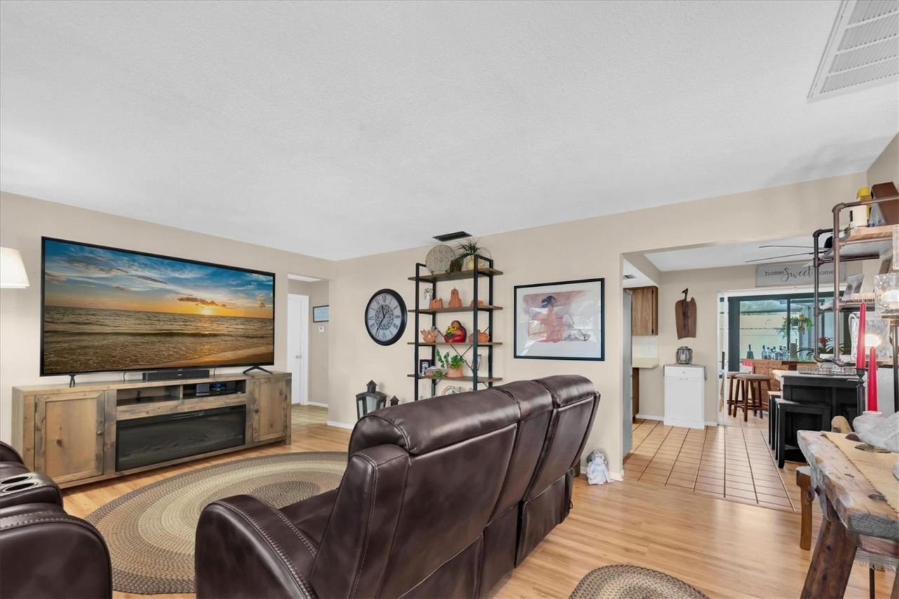 14321 113th Avenue , Largo, FL 33774 Photo