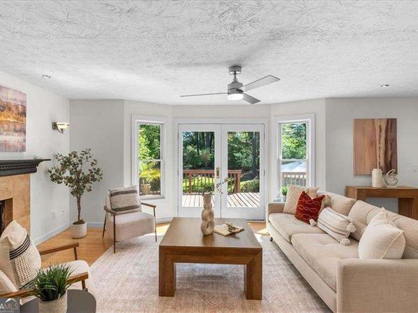 4362 Karls Gate Drive, Marietta, GA 30068