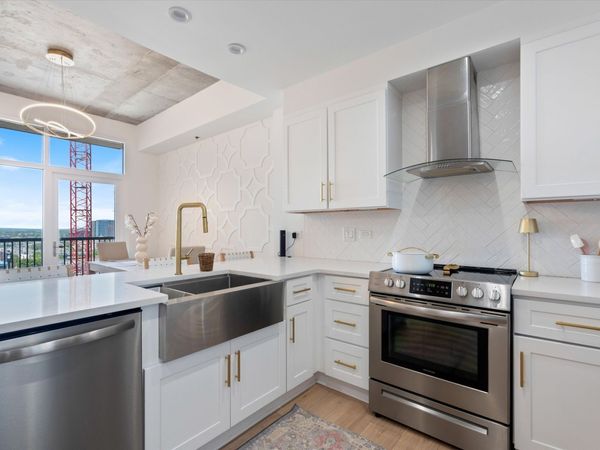 1510 Demonbreun St, Unit 807, Nashville, TN 37203