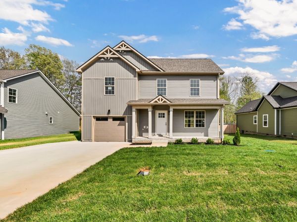 245 Wayne Hall Rd , Clarksville, TN 37040