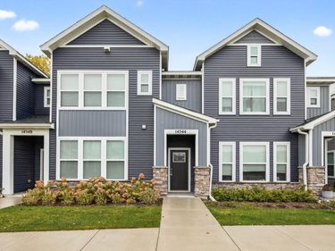 14544 Twin Lakes Circle, Burnsville, MN 55306