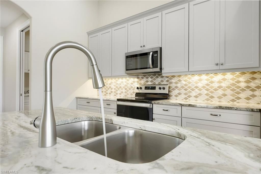 1927 SW 47th Ter , Cape Coral, FL 33914 Photo