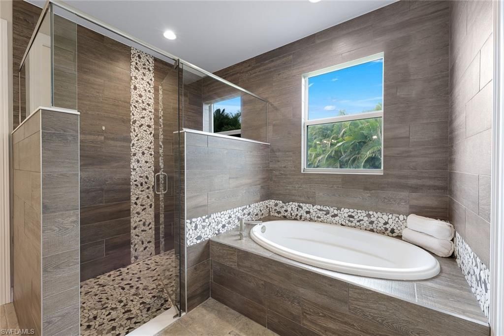 1927 SW 47th Ter , Cape Coral, FL 33914 Photo